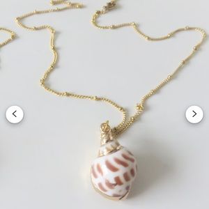 HANDMADE from France 🇫🇷 Gold Plated Sea Shell 🐚 with Gold Chain